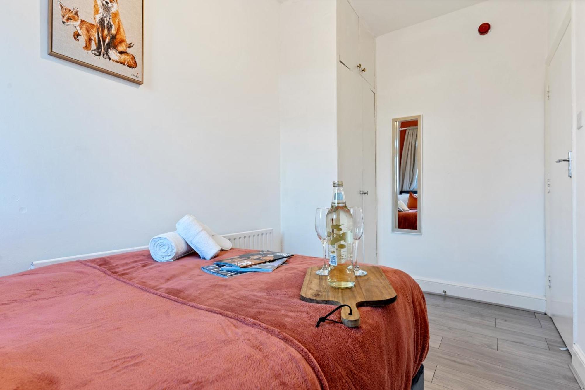 Stylish 2 Bed Apartment Near Central Лондон Экстерьер фото