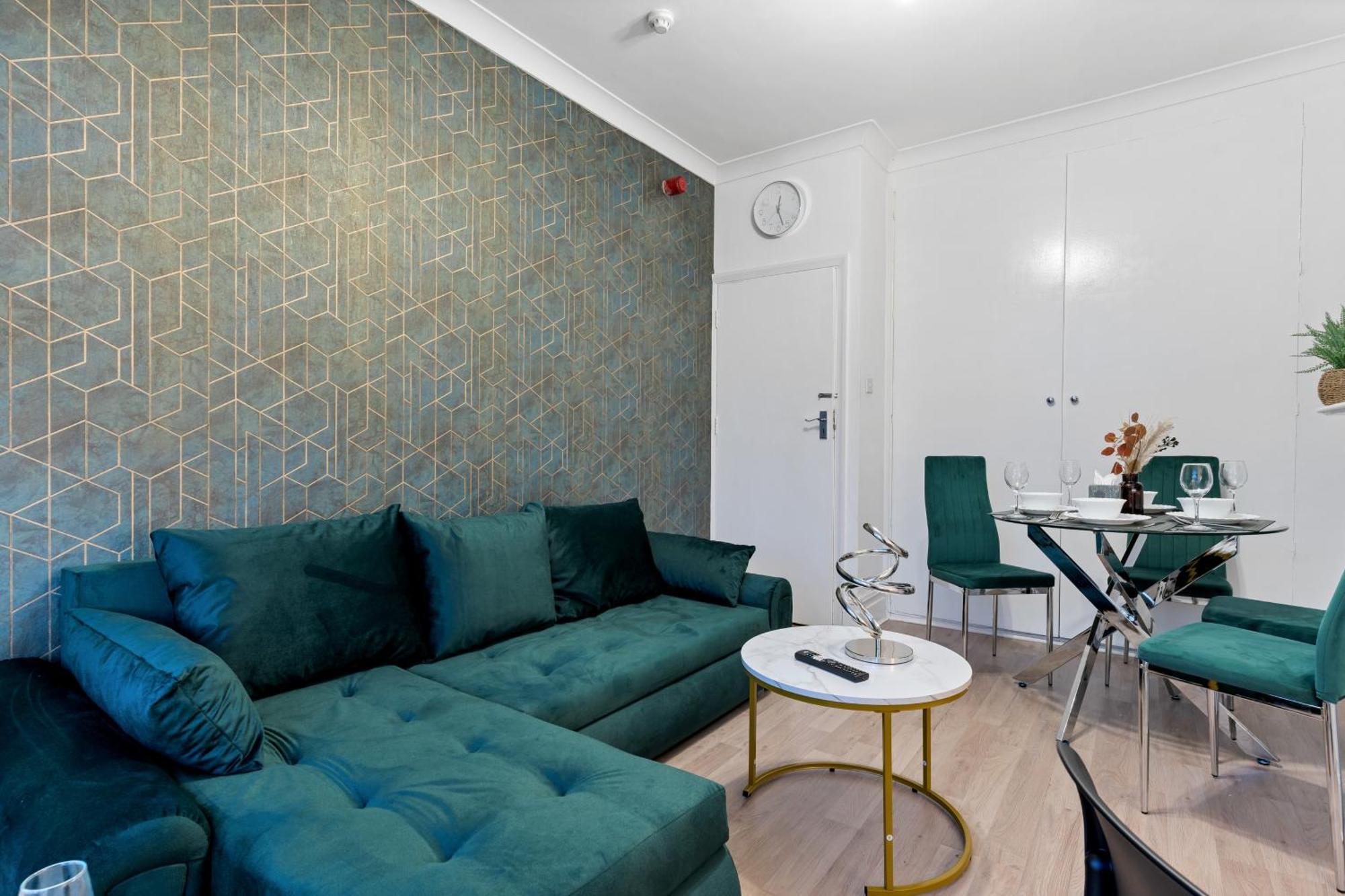 Stylish 2 Bed Apartment Near Central Лондон Экстерьер фото